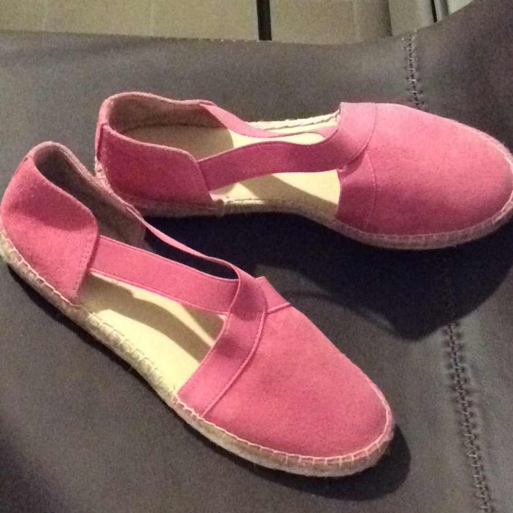 NWT Talbots pink suede espadrilles.
